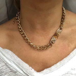 GOLD NECKLACE